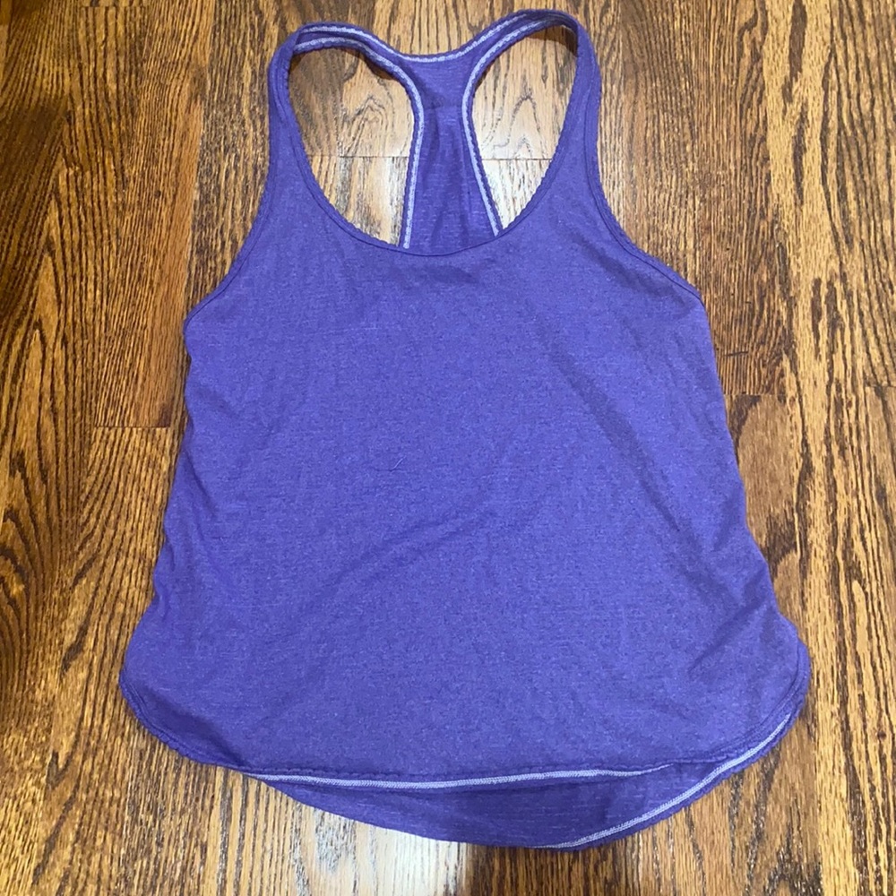 Purple lulu tank! Lightly worn! Size 4.